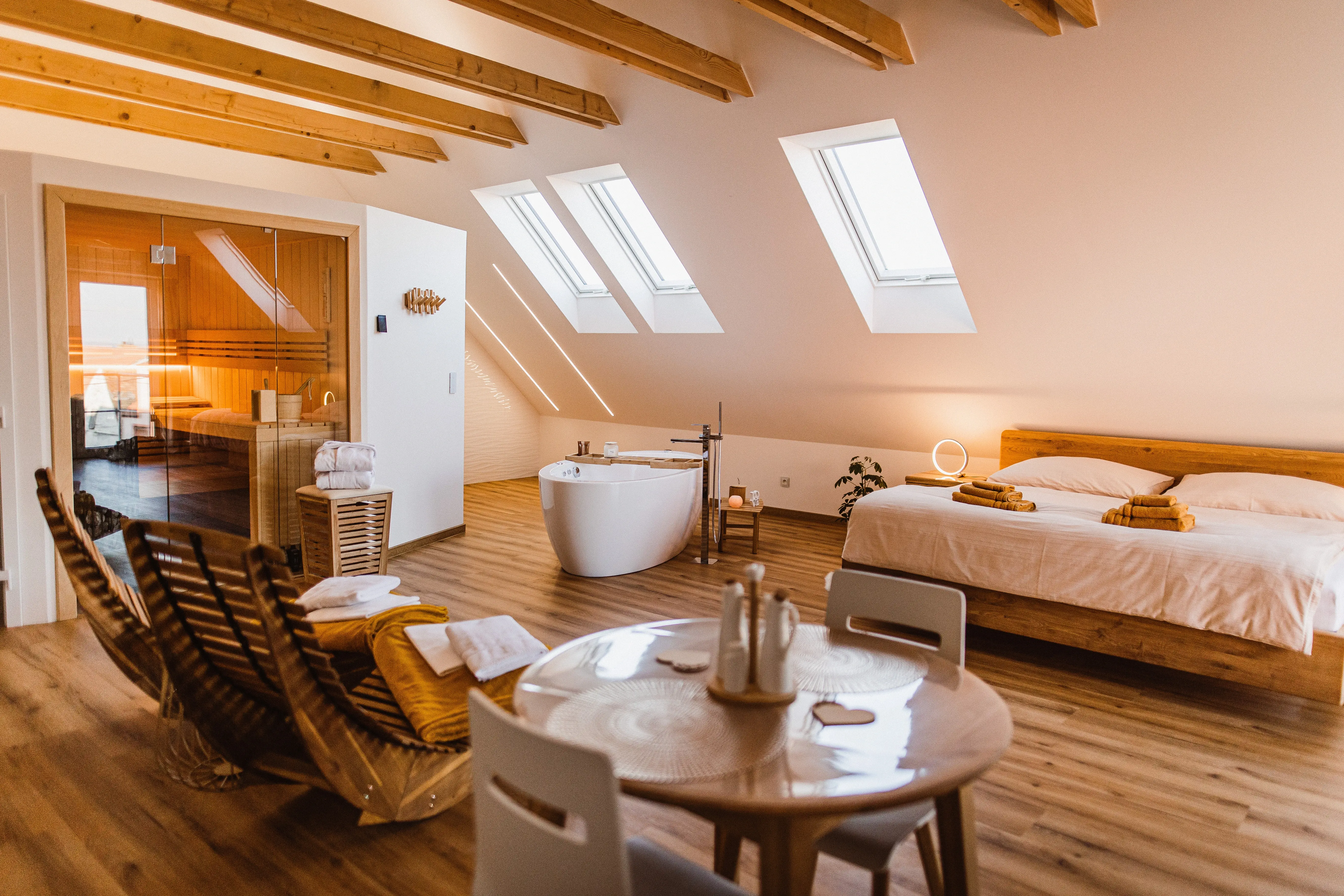 Apartmán Inkognito - světlý interiér